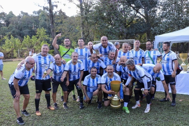 Noticia defesa-prevalece-garante-empate-e-zinho-alinhamento-e-campeao-da-categoria